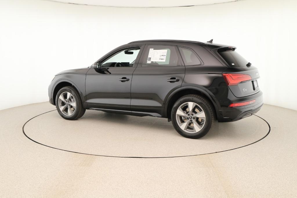 new 2025 Audi Q5 car, priced at $49,655