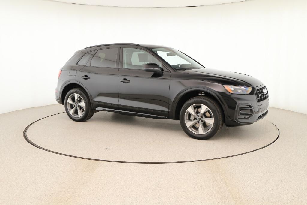 new 2025 Audi Q5 car, priced at $49,655