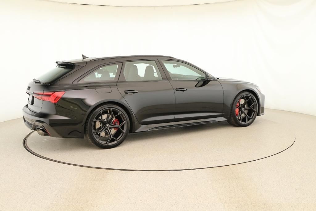 new 2025 Audi RS 6 Avant car, priced at $146,990