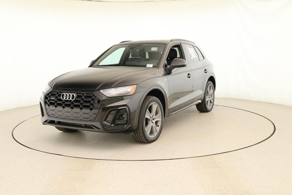 new 2025 Audi Q5 car, priced at $54,795