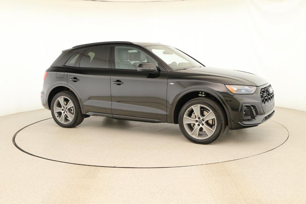 new 2025 Audi Q5 car, priced at $54,795