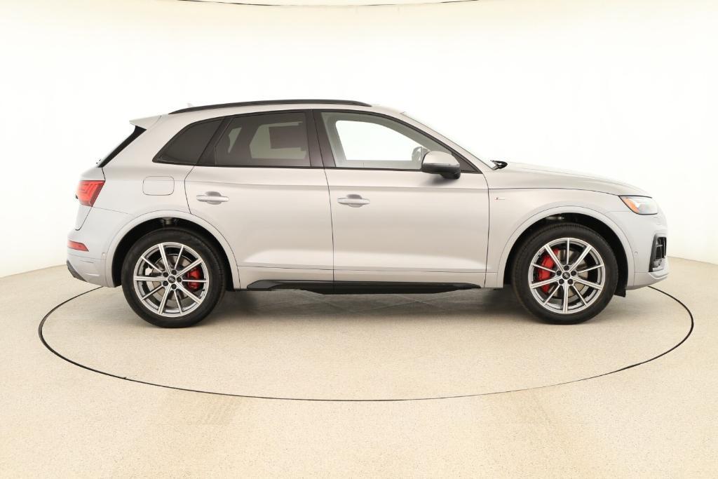 new 2024 Audi Q5 e car, priced at $74,685