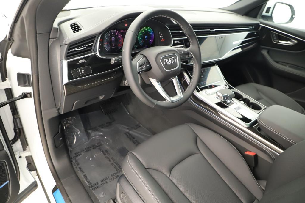 new 2025 Audi Q8 car, priced at $86,425