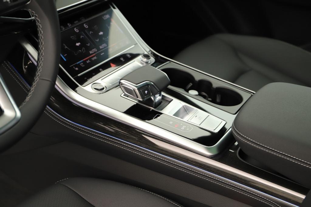 new 2025 Audi Q8 car, priced at $86,425