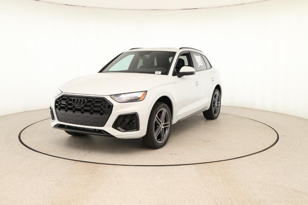 new 2025 Audi Q5 car, priced at $68,210