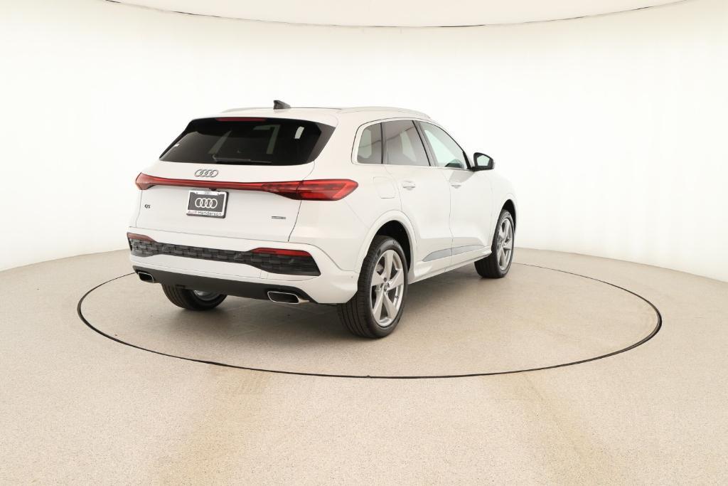 new 2025 Audi Q5 car, priced at $61,150