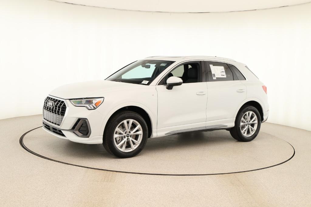 new 2025 Audi Q3 car, priced at $43,765