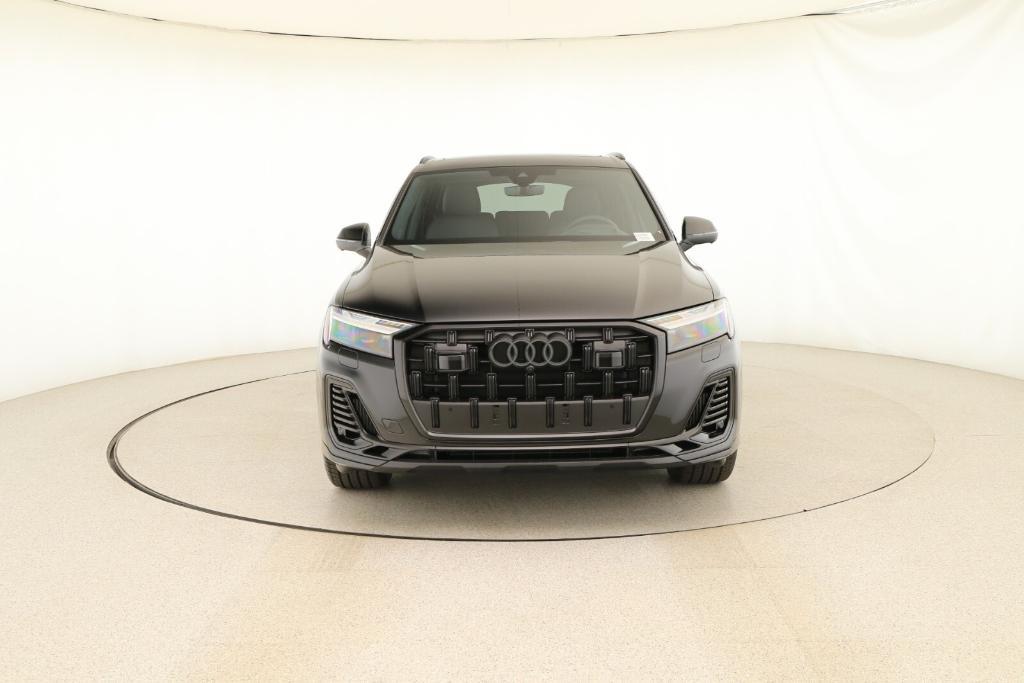 new 2025 Audi Q7 car, priced at $84,810