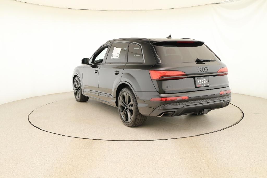 new 2025 Audi Q7 car, priced at $84,810