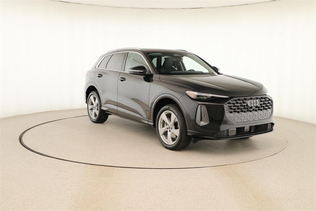 new 2025 Audi Q5 car, priced at $61,240