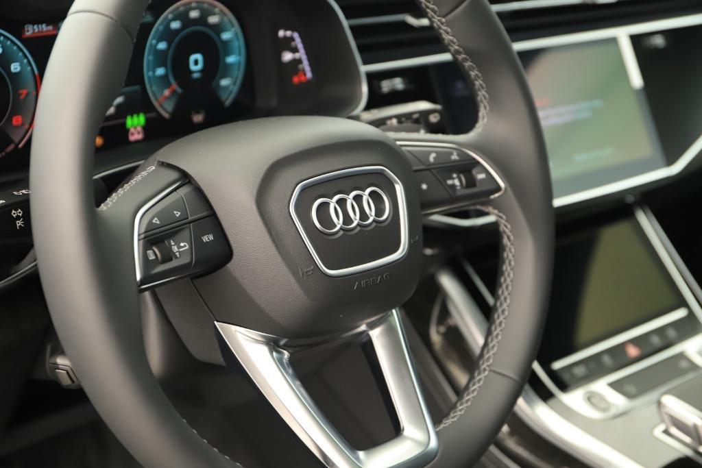 new 2025 Audi Q7 car, priced at $75,510