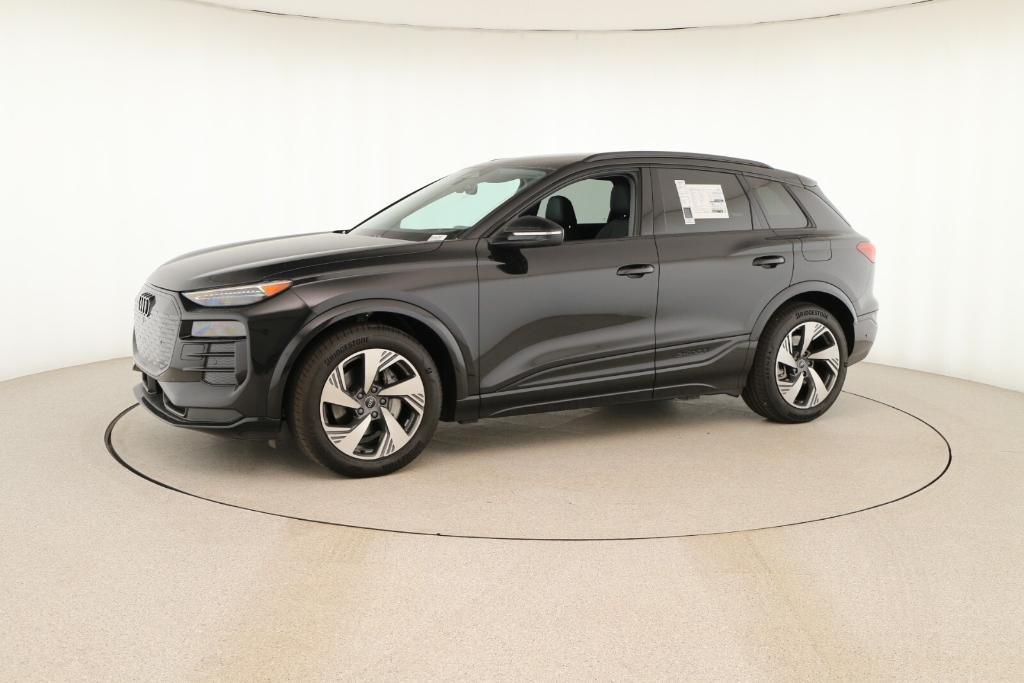new 2025 Audi Q6 e-tron car, priced at $76,425