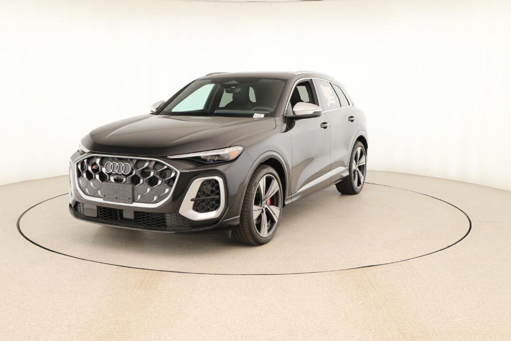 new 2025 Audi SQ5 car, priced at $74,050