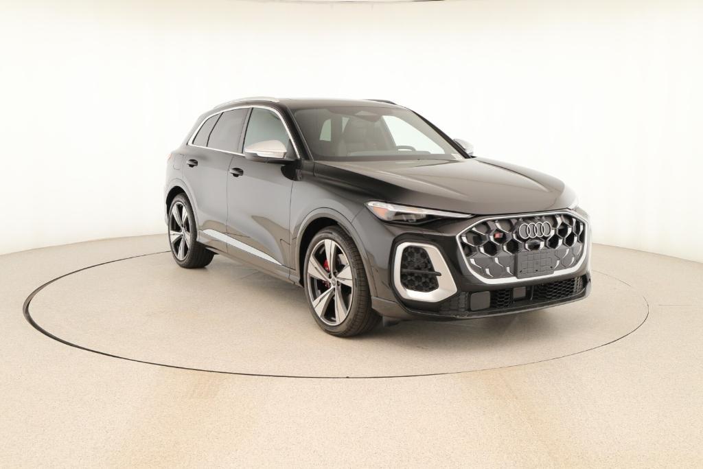 new 2025 Audi SQ5 car, priced at $74,050