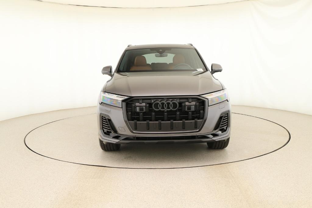 new 2025 Audi Q7 car, priced at $83,060