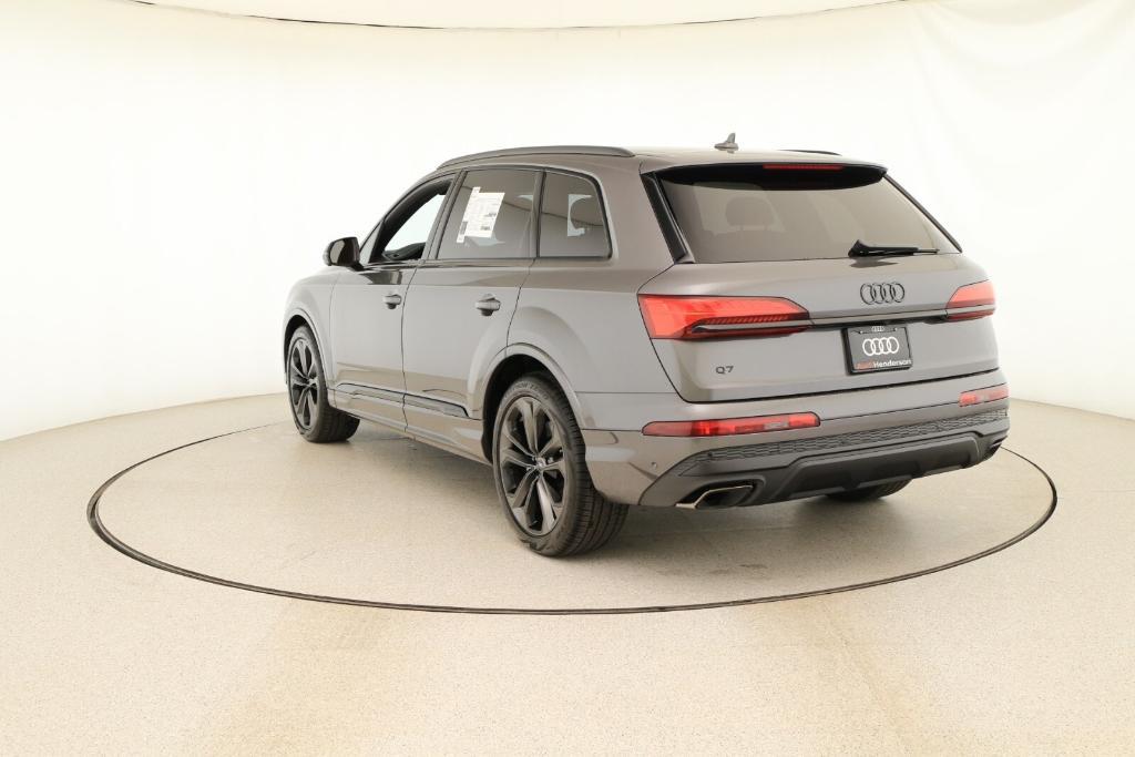 new 2025 Audi Q7 car, priced at $83,060