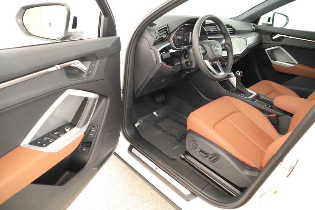 new 2025 Audi Q3 car, priced at $43,580