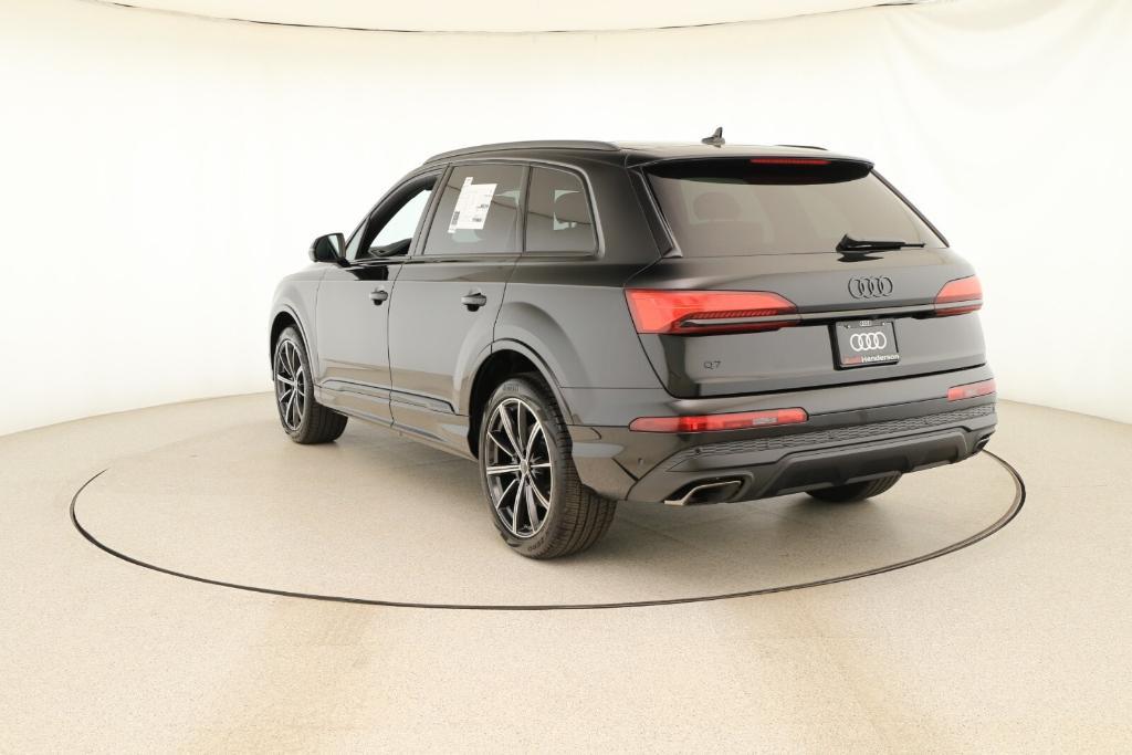 new 2025 Audi Q7 car, priced at $69,370