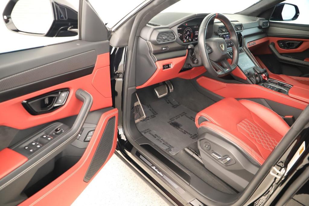 used 2024 Lamborghini Urus car, priced at $249,988