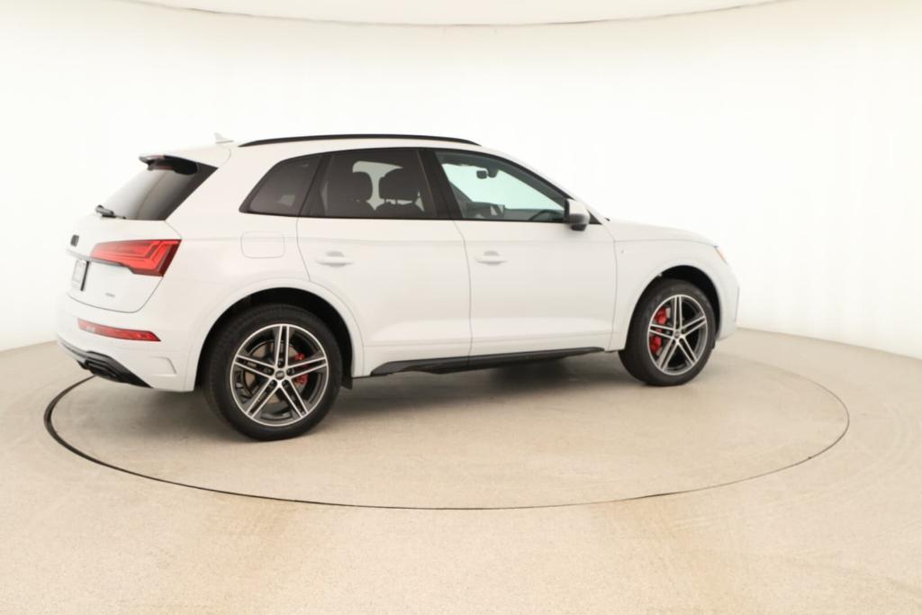new 2025 Audi Q5 car, priced at $68,210