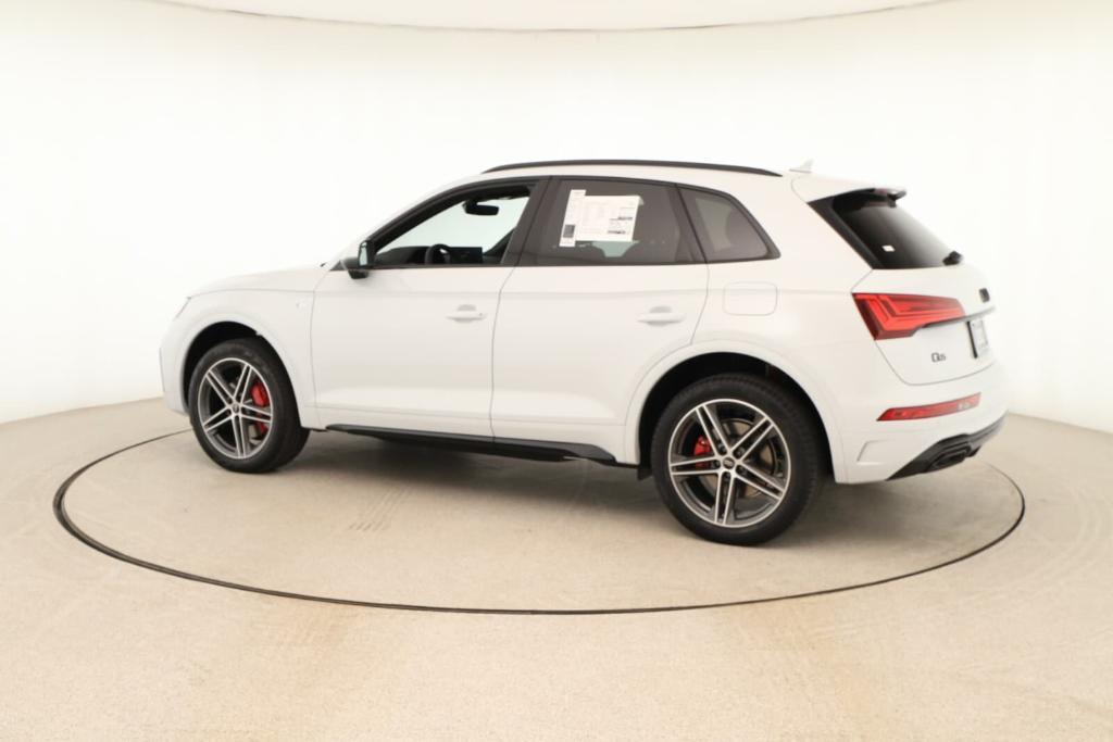 new 2025 Audi Q5 car, priced at $68,210