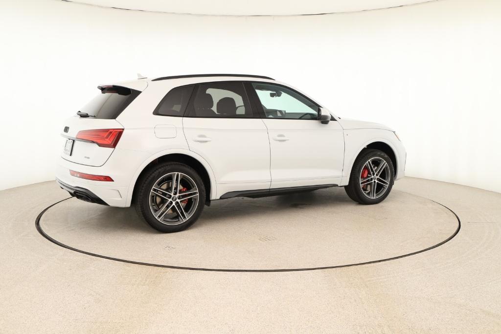 new 2025 Audi Q5 car, priced at $68,210