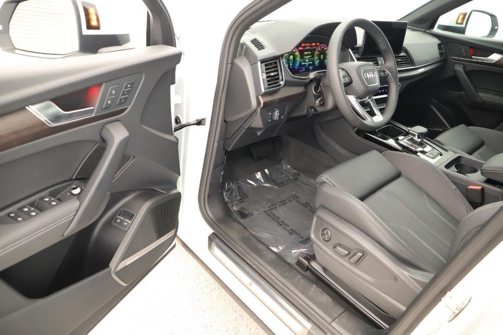 new 2025 Audi Q5 car, priced at $68,210