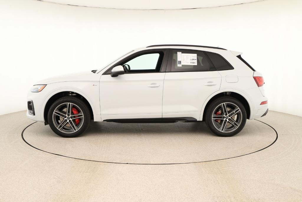 new 2025 Audi Q5 car, priced at $68,210