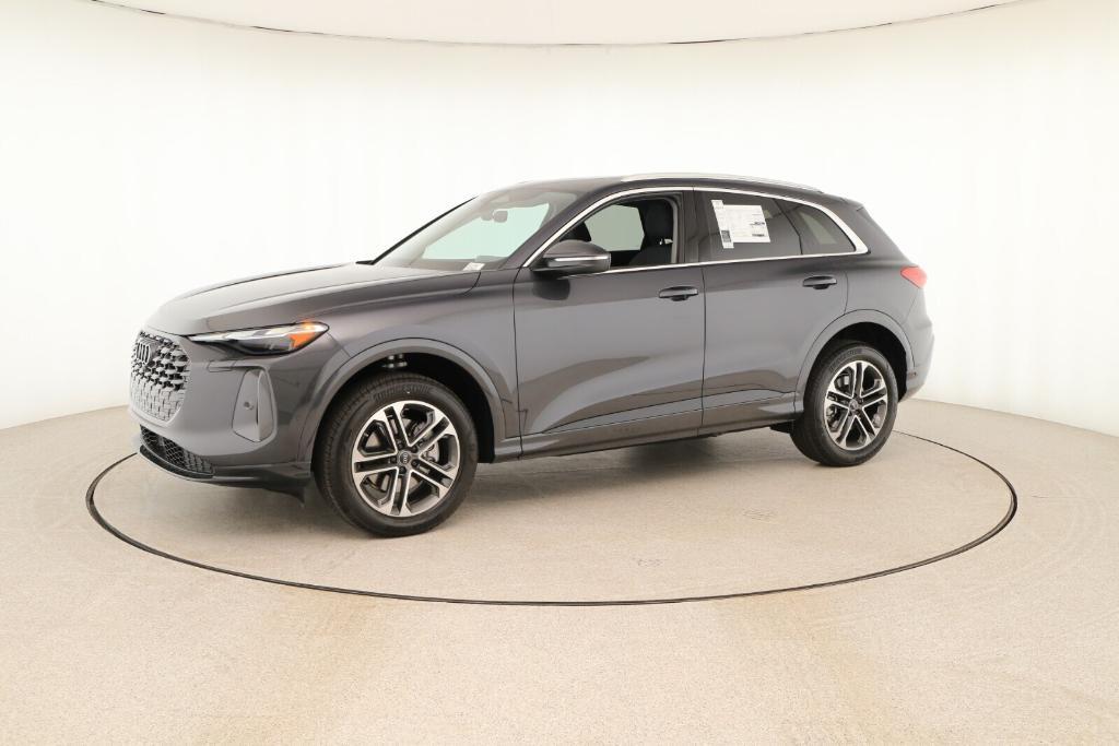 new 2025 Audi Q5 car, priced at $58,040