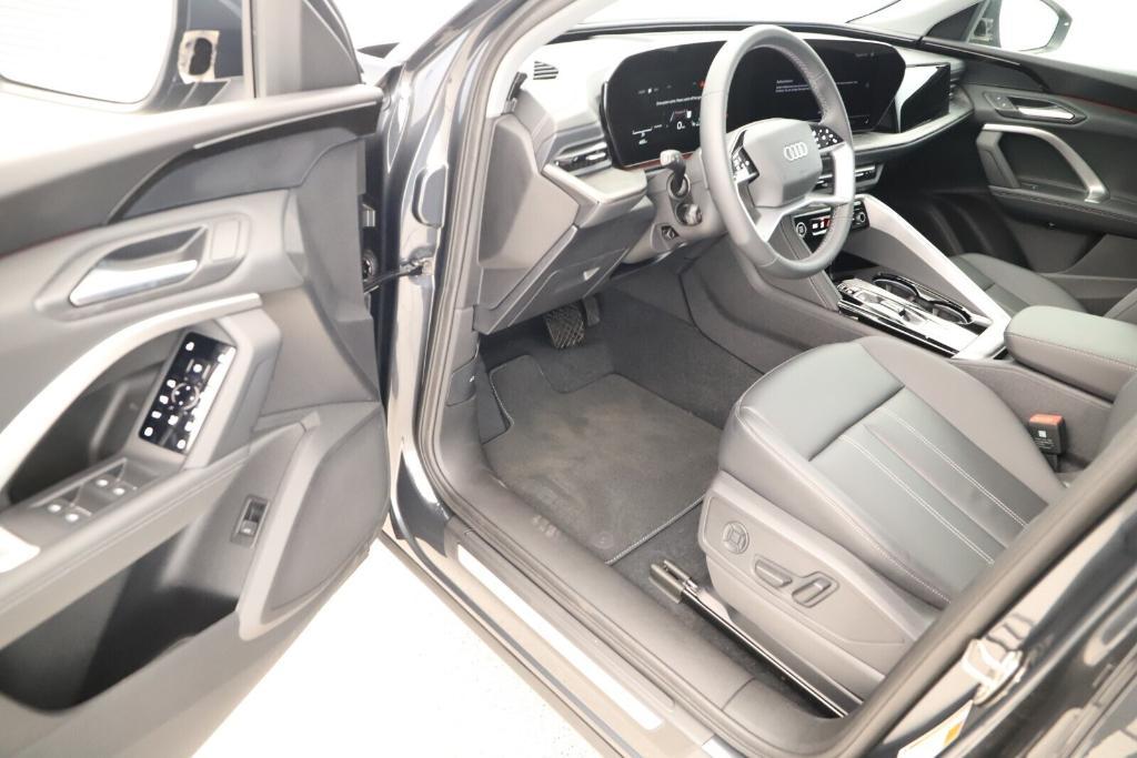 new 2025 Audi Q5 car, priced at $58,040