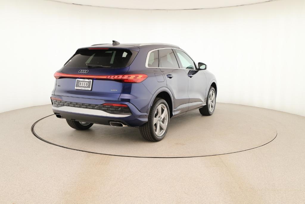 new 2025 Audi Q5 car, priced at $61,240