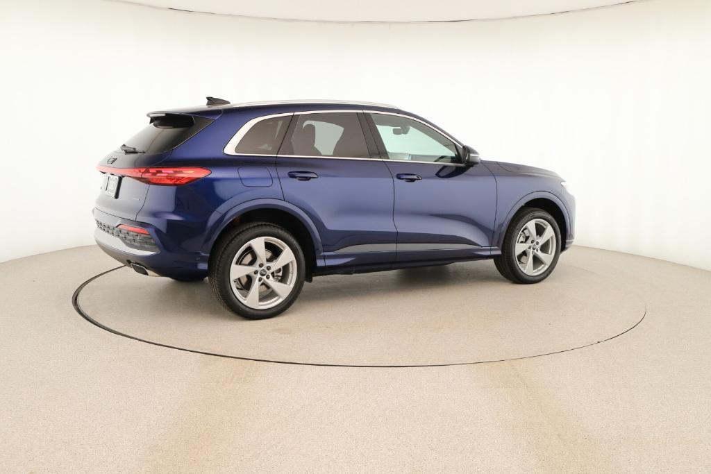 new 2025 Audi Q5 car, priced at $61,240