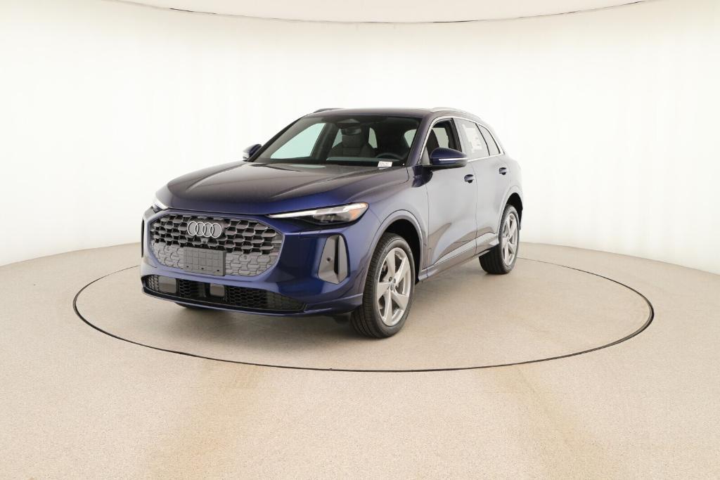 new 2025 Audi Q5 car, priced at $61,240