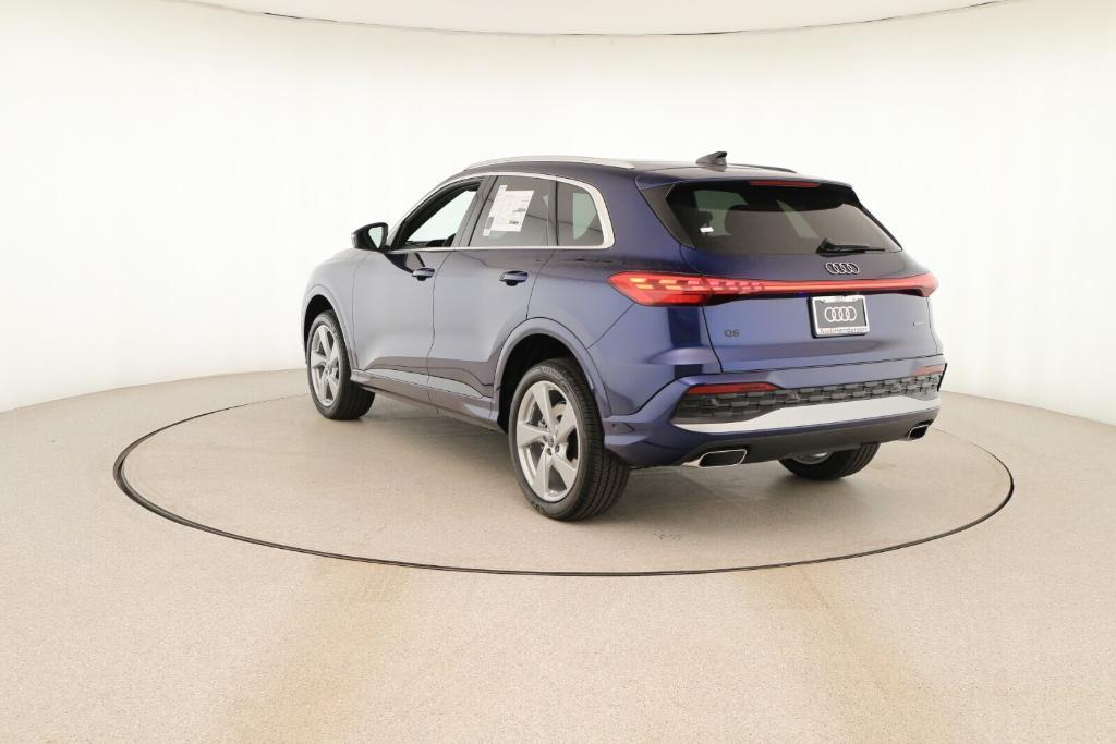 new 2025 Audi Q5 car, priced at $61,240