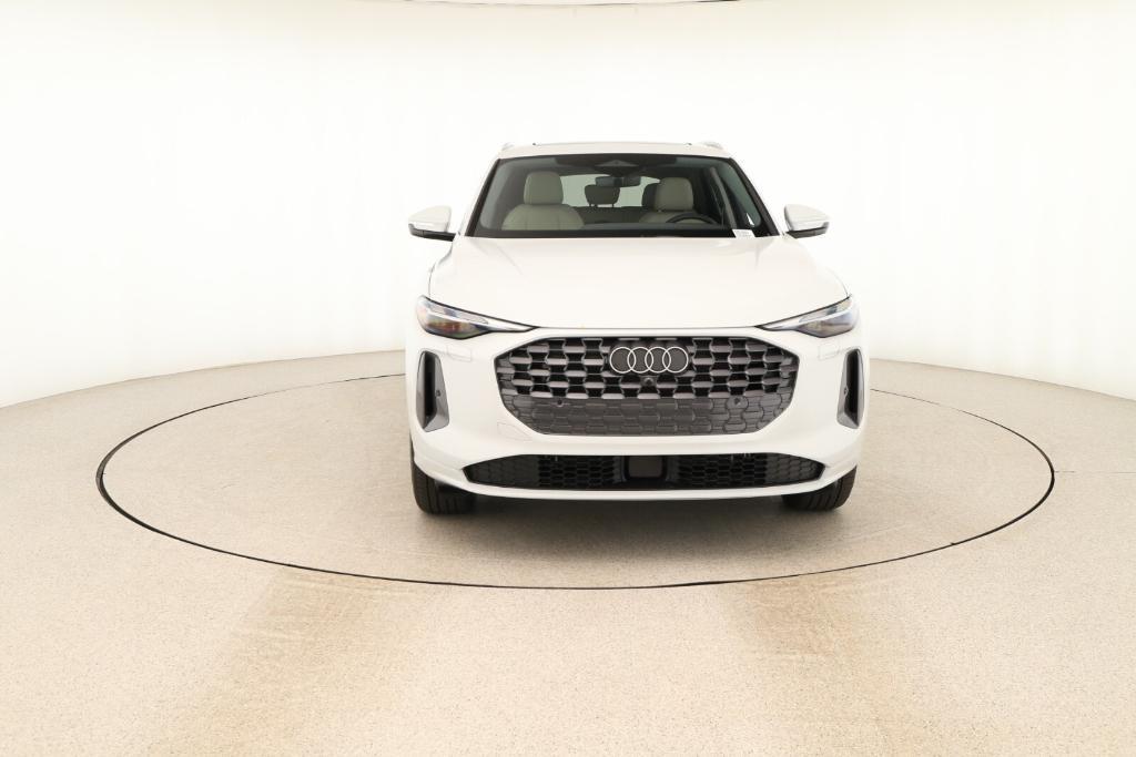 new 2025 Audi Q5 car, priced at $57,760