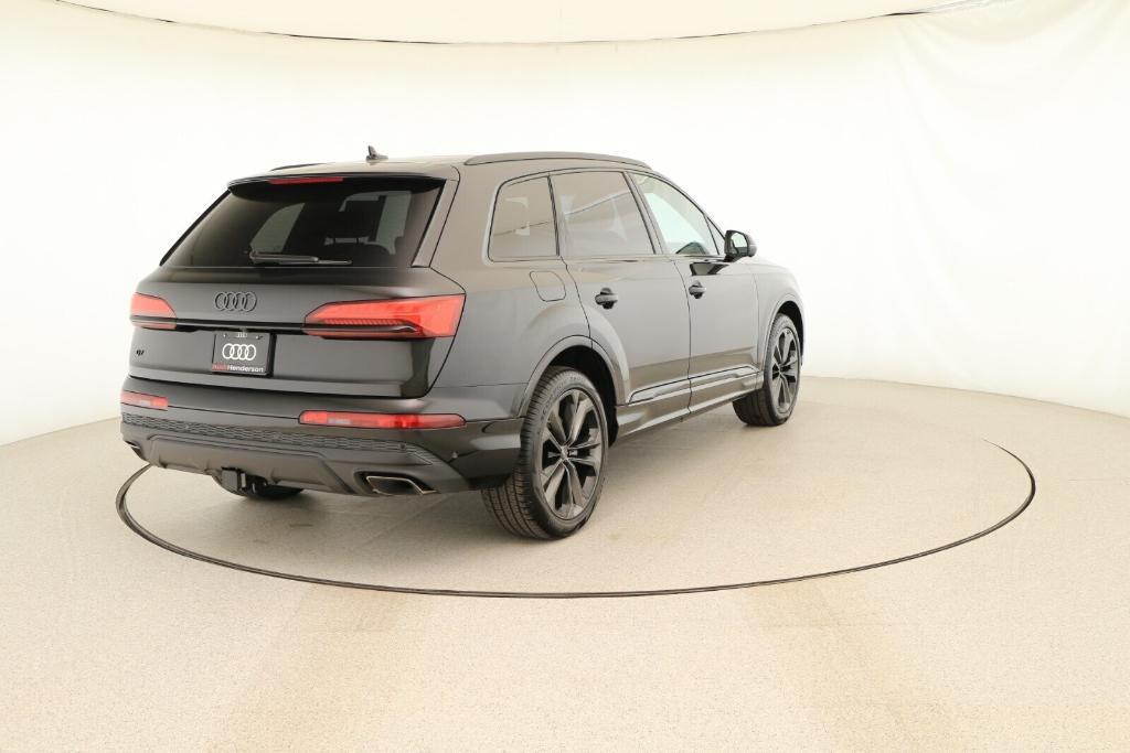 new 2025 Audi Q7 car, priced at $77,460