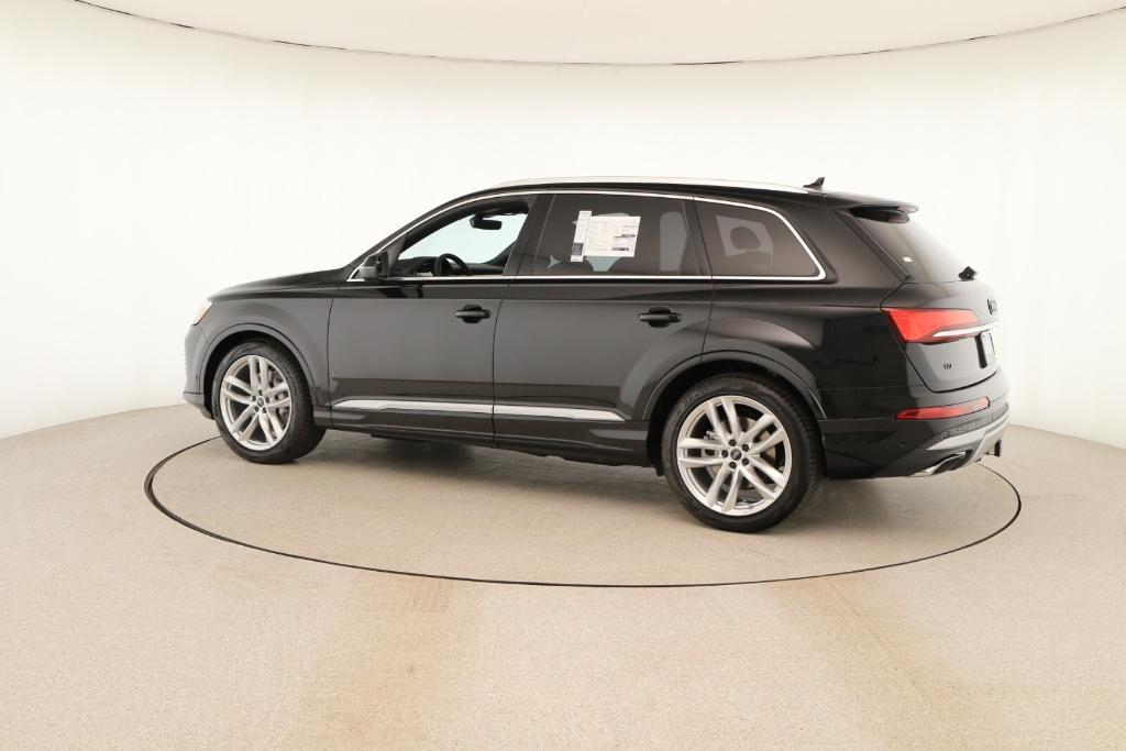 new 2025 Audi Q7 car, priced at $76,770