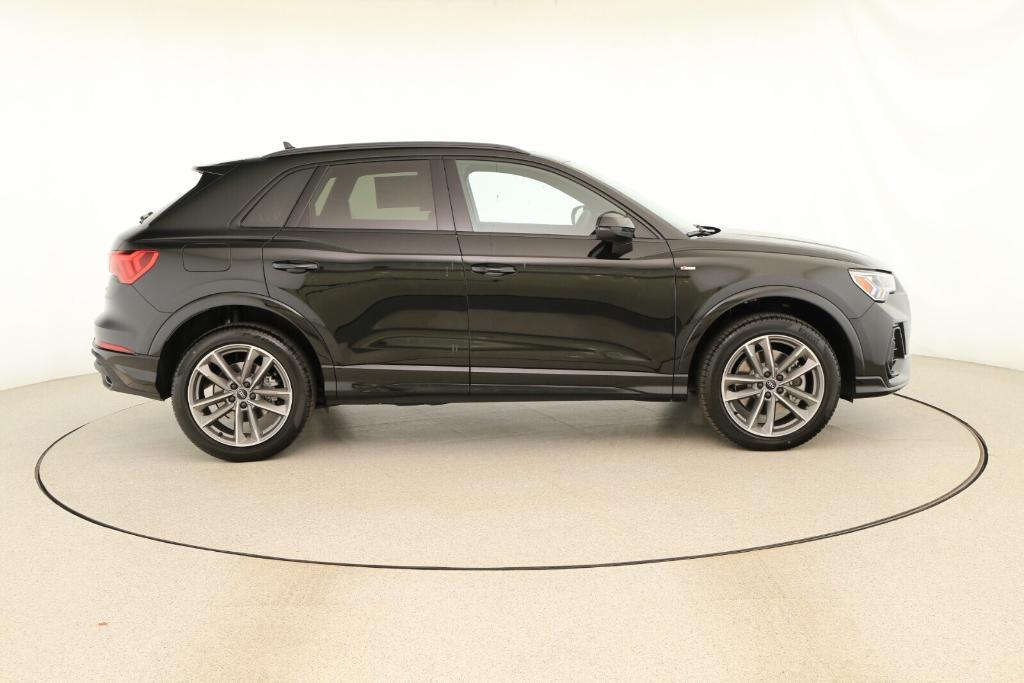 new 2025 Audi Q3 car, priced at $45,785