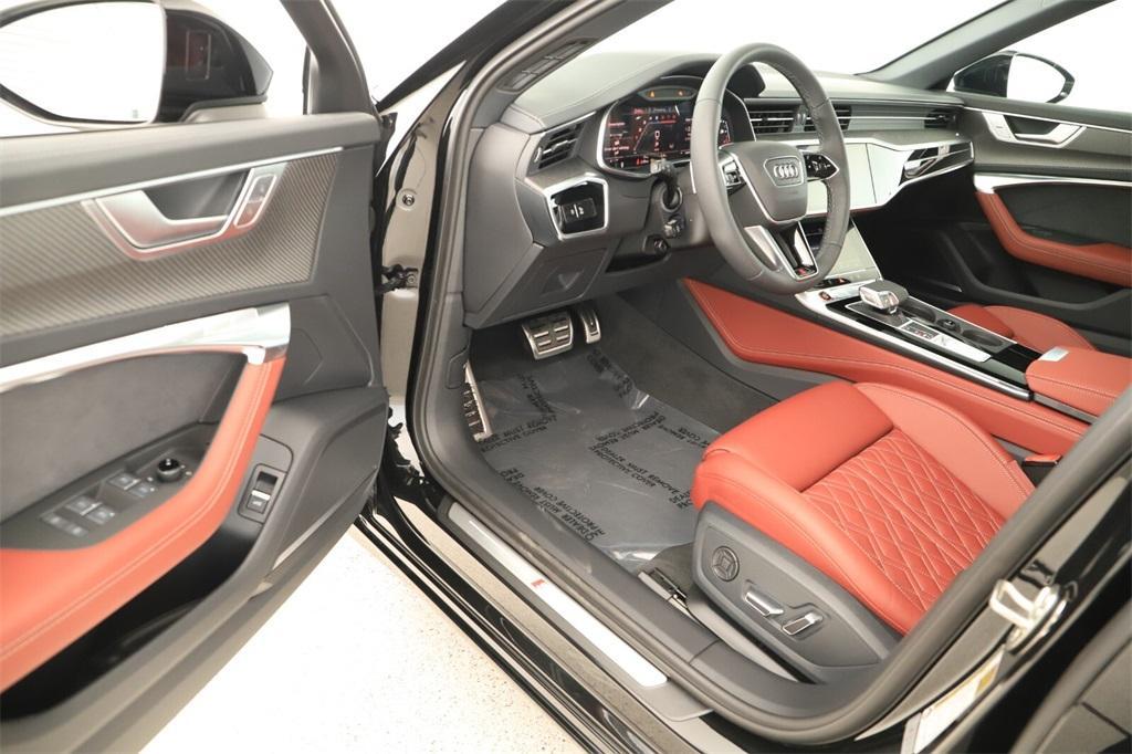 new 2025 Audi S6 car, priced at $83,335