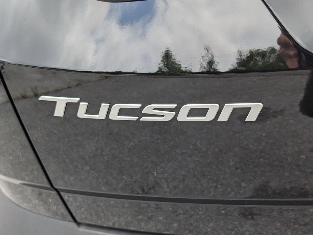 new 2025 Hyundai TUCSON Hybrid car, priced at $39,529