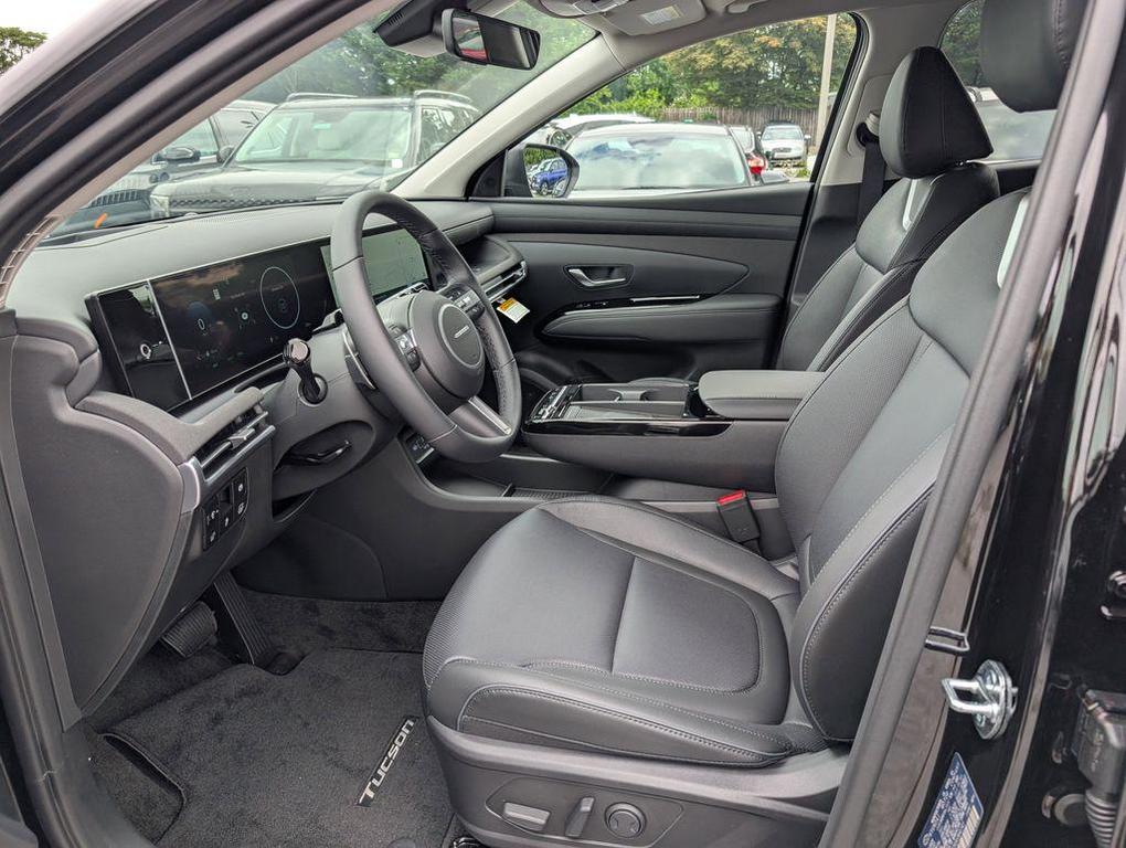 new 2025 Hyundai TUCSON Hybrid car, priced at $39,529