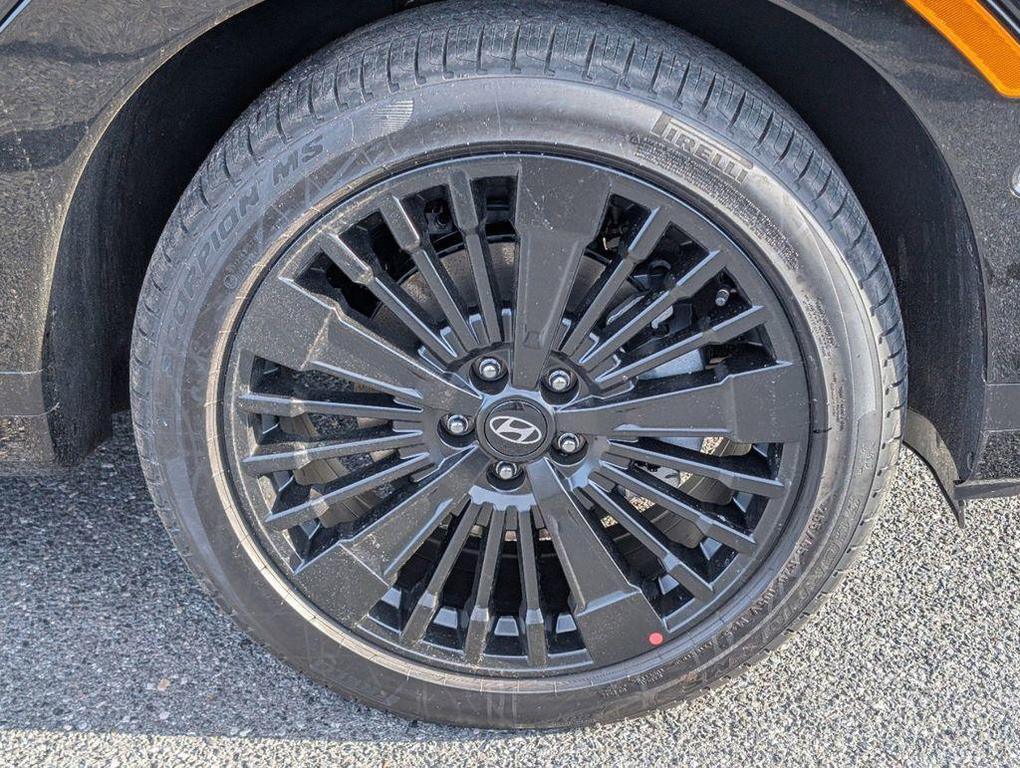 new 2025 Hyundai SANTA FE HEV car, priced at $43,413
