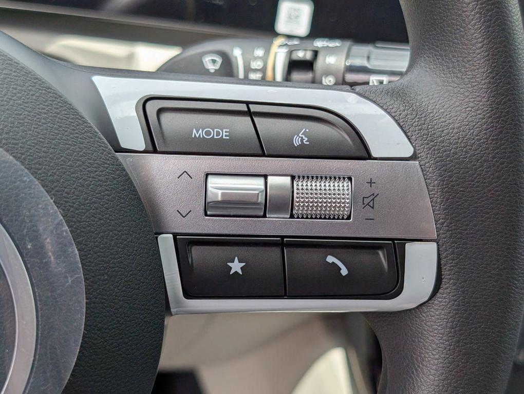 new 2025 Hyundai Tucson car, priced at $30,499
