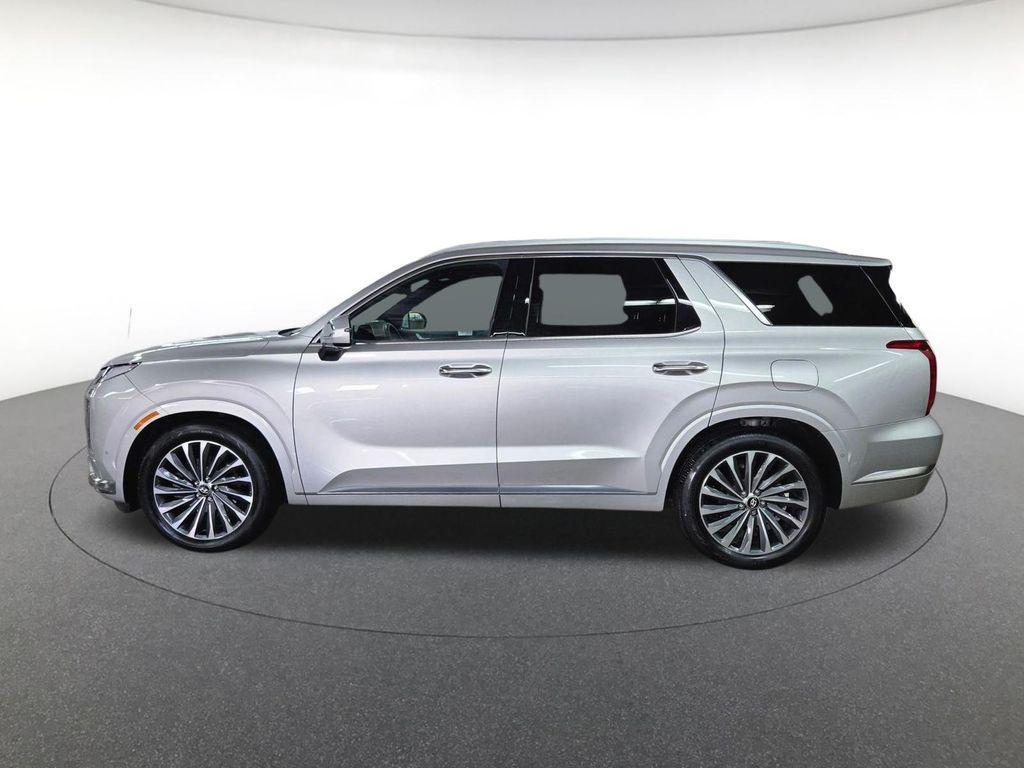 used 2024 Hyundai Palisade car, priced at $40,958