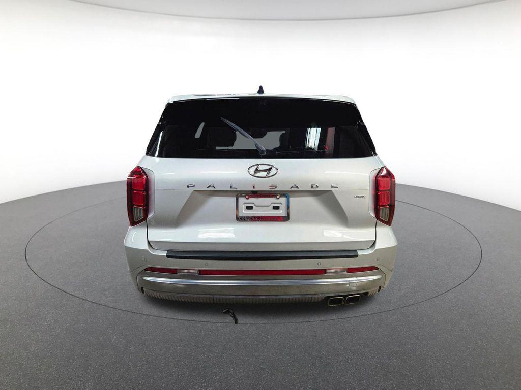 used 2024 Hyundai Palisade car, priced at $40,958
