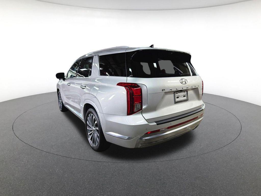 used 2024 Hyundai Palisade car, priced at $40,958