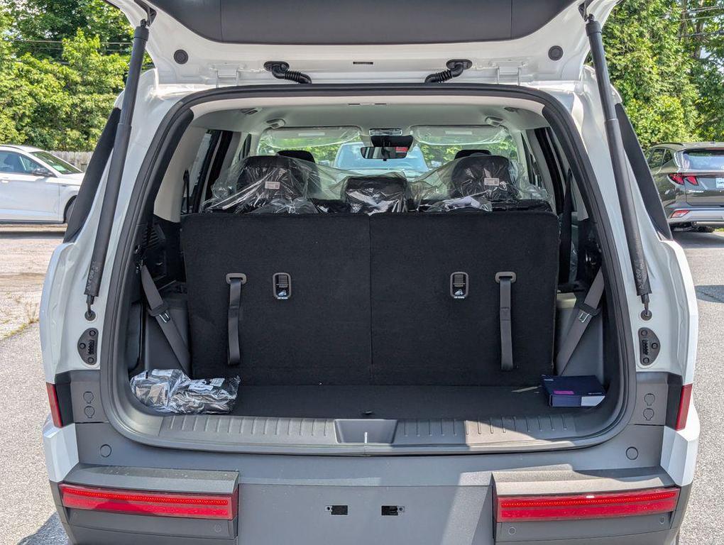 new 2025 Hyundai Santa Fe car, priced at $35,999