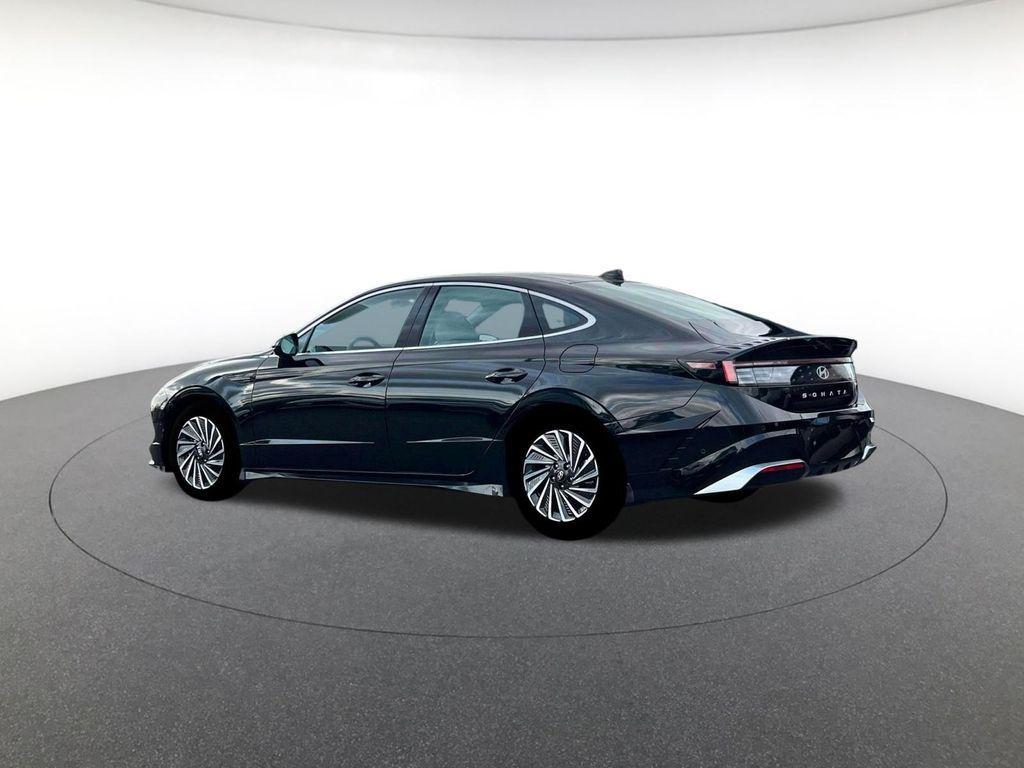 new 2025 Hyundai Sonata Hybrid car, priced at $36,757