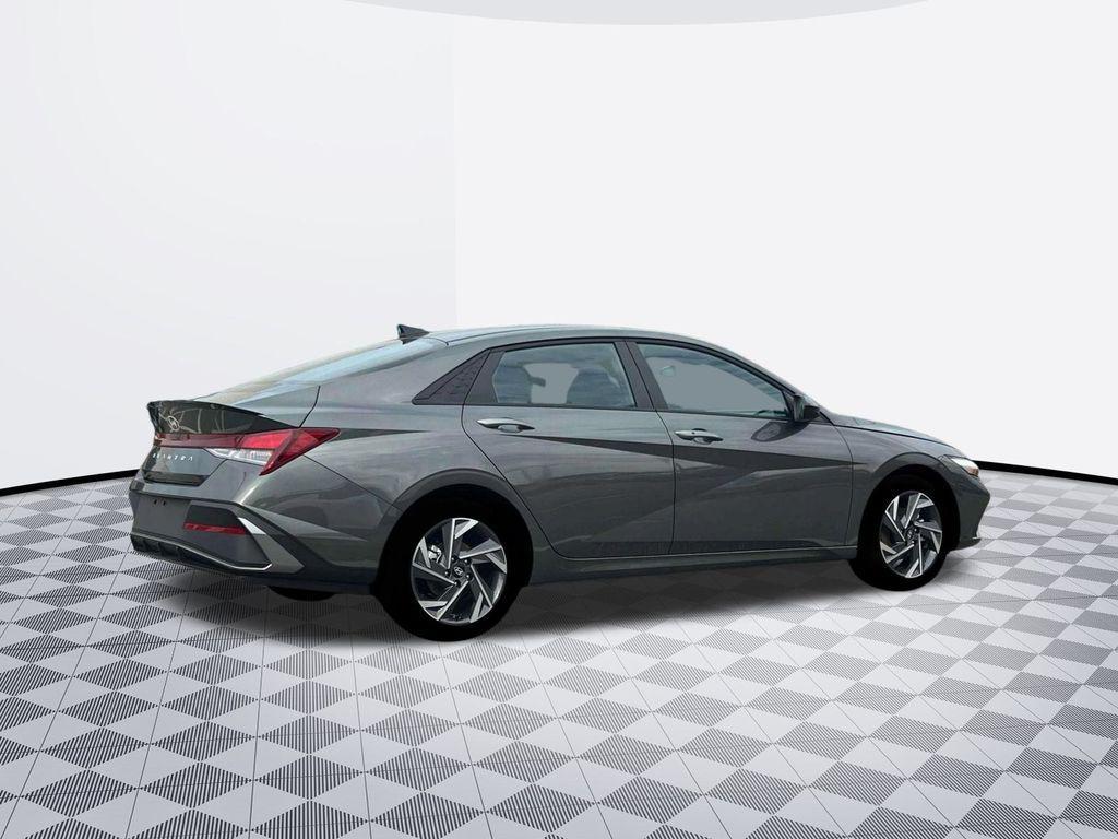 new 2025 Hyundai Elantra car, priced at $23,574