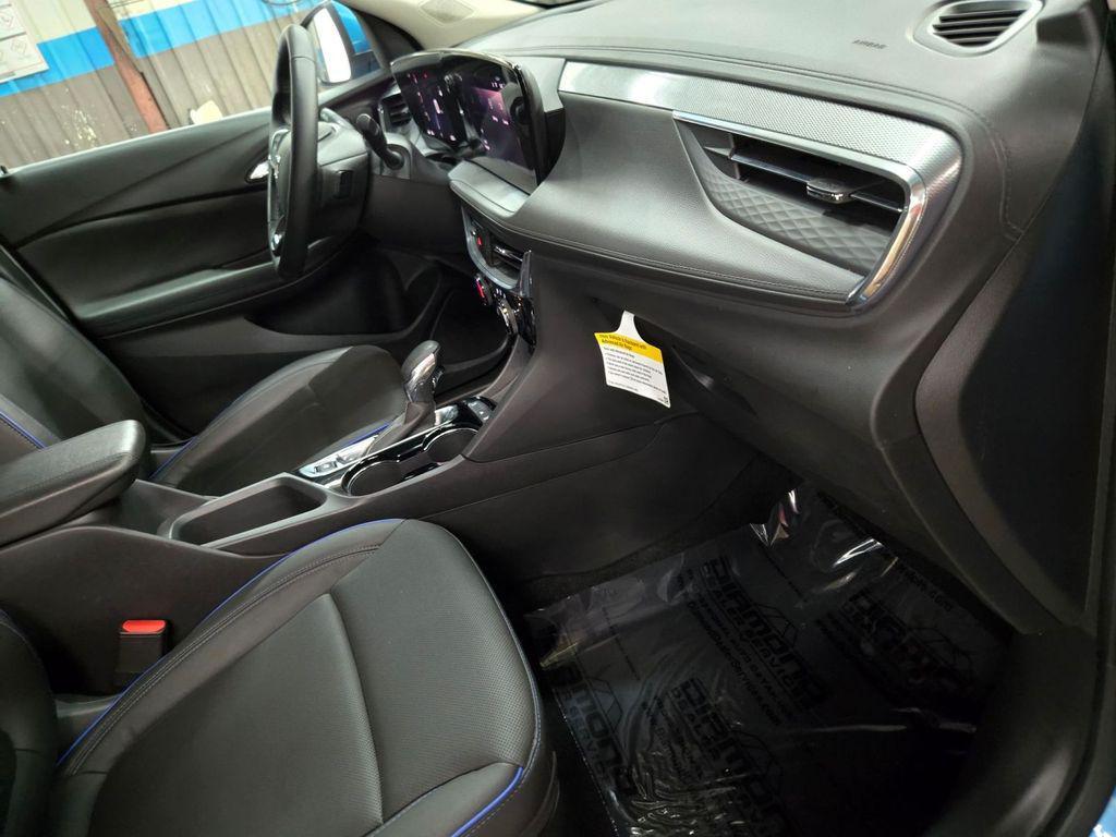 used 2025 Buick Encore GX car, priced at $24,911